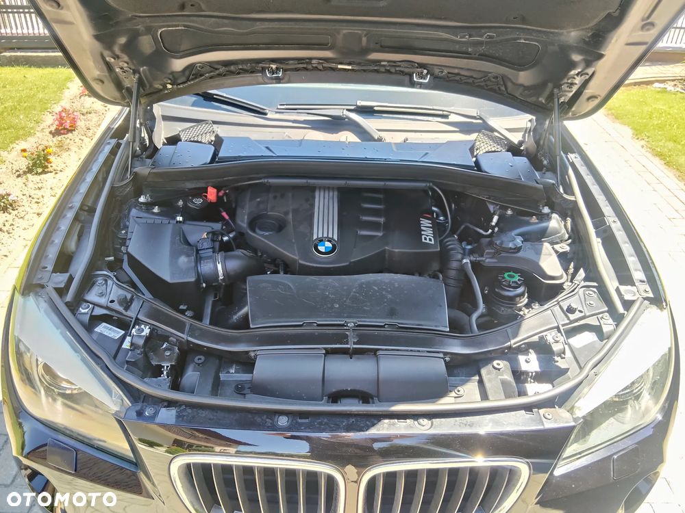BMW X1 xDrive20d - 16