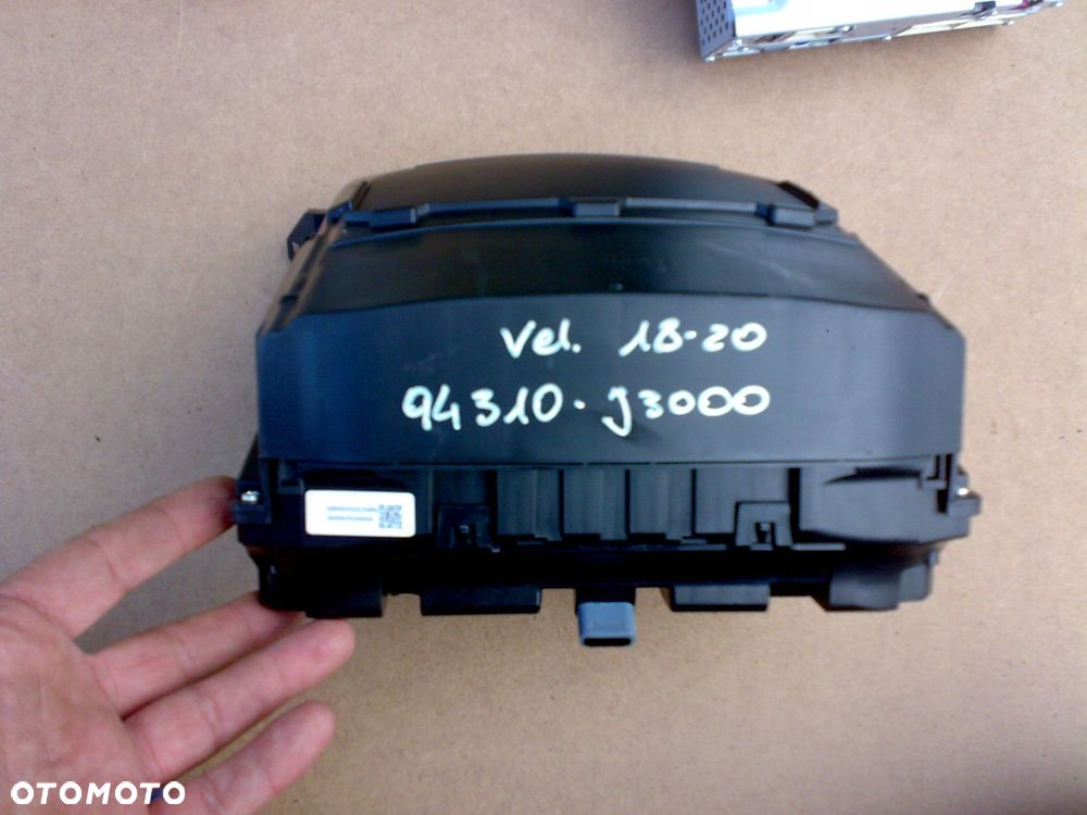 hyundai veloster 2018 2020 rzutnik licznik head-up - 2