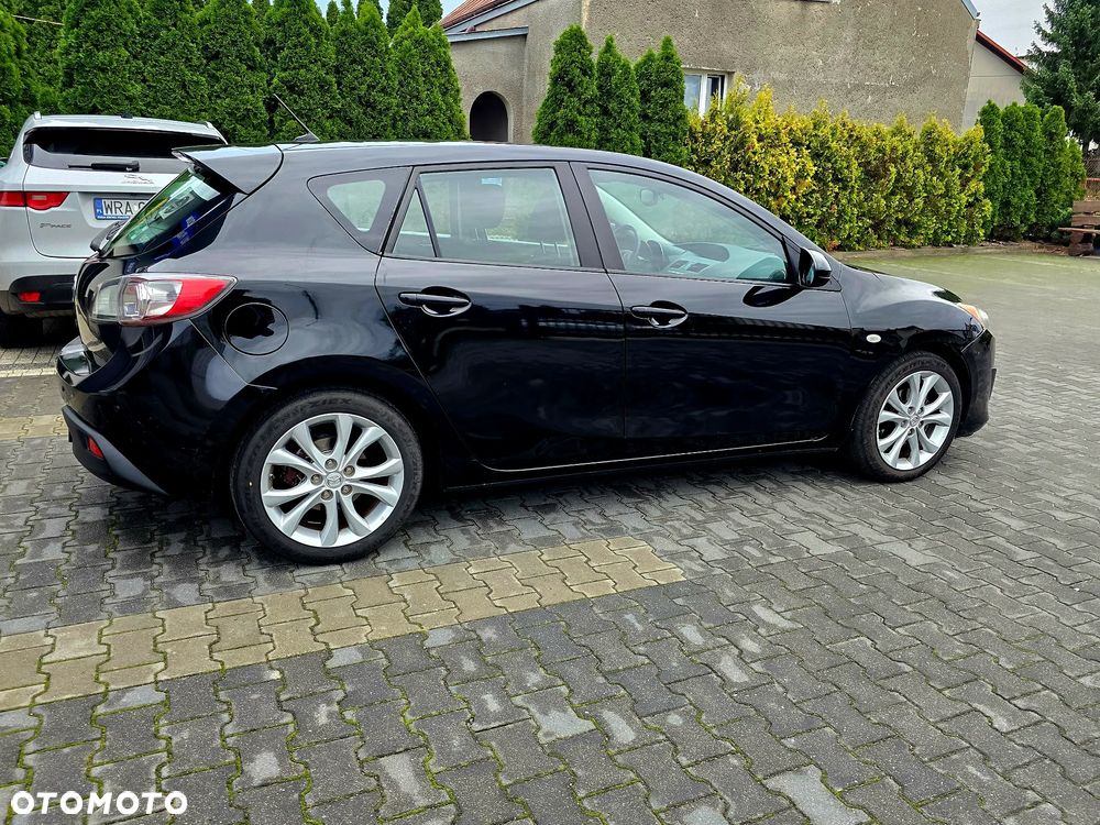 Mazda 3 1.6 CD Exclusive + - 9