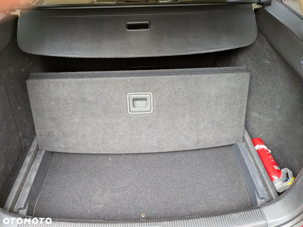 Volkswagen Golf - 23