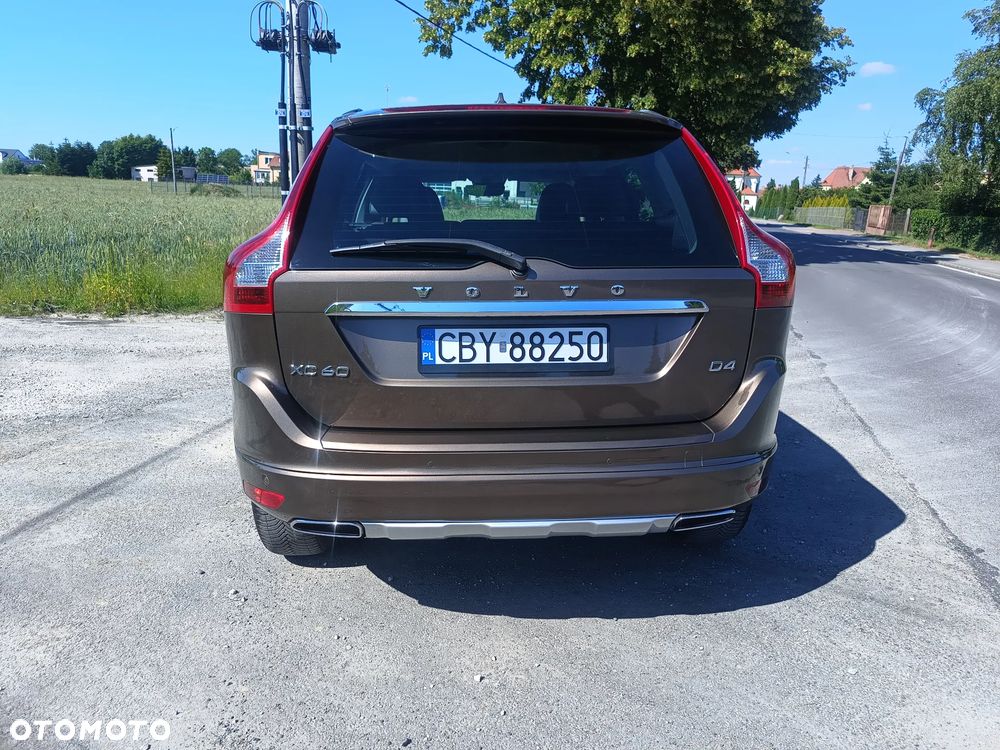 Volvo XC 60 - 4