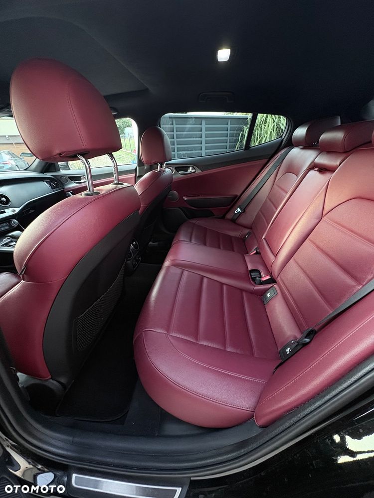 Kia Stinger 2.0 T-GDI GT Line - 21
