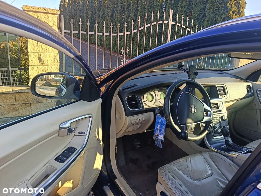 Volvo V60 D3 Ocean Race - 4