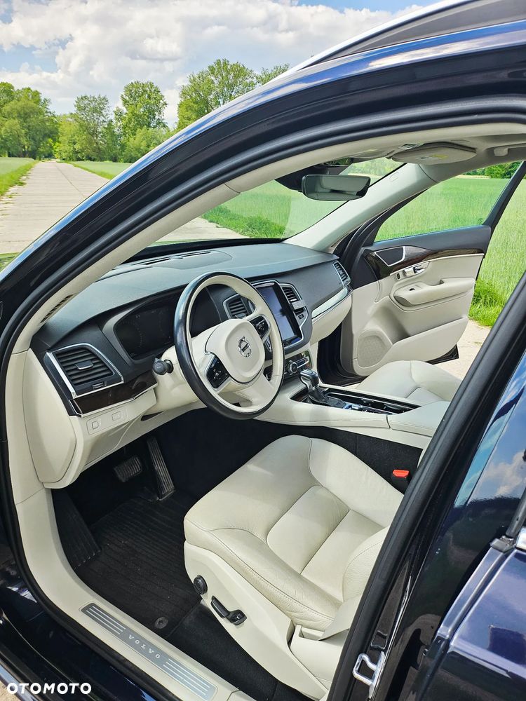 Volvo XC 90 T6 AWD Momentum 7os - 13