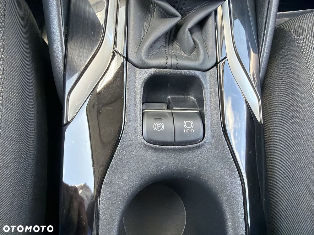 Toyota Corolla 1.8 Hybrid Comfort - 23