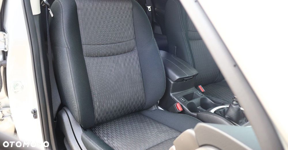 Nissan X-Trail - 21