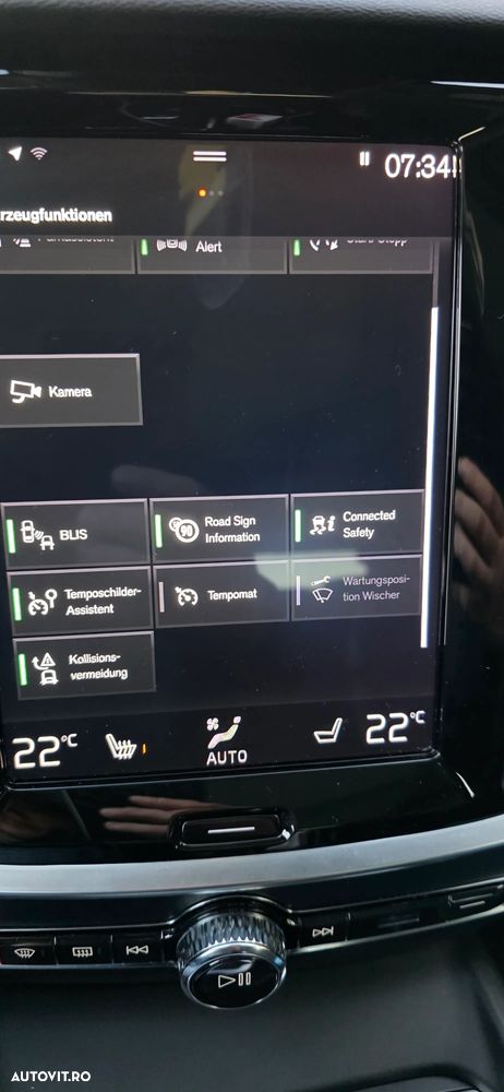 Volvo V60 D3 Momentum Pro - 12