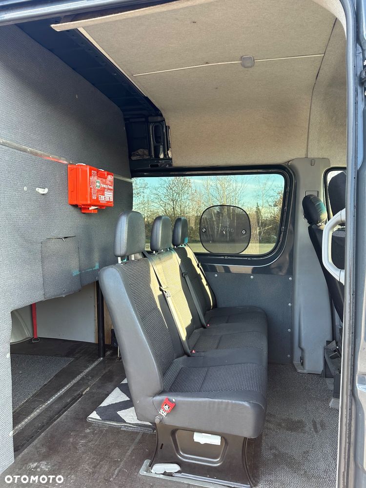 Mercedes-Benz Sprinter - 10