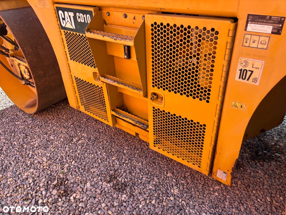 Caterpillar CAT CD10 2017 r WAGA 10TON , STAL STAL,obcinarka, bębny dzielone - 6