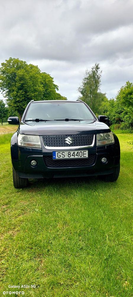 Suzuki Grand Vitara 2.4 De Luxe - 2