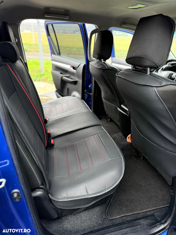 Toyota Hilux 4x4 Double Cab A/T Invincible - 14