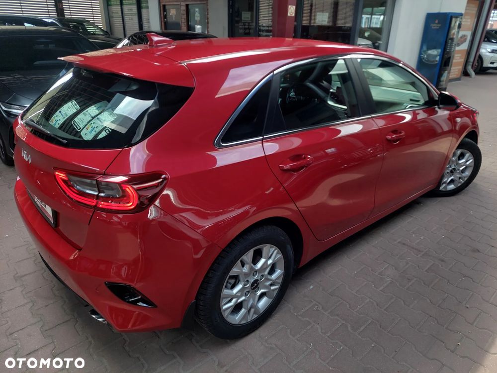 Kia Ceed - 7