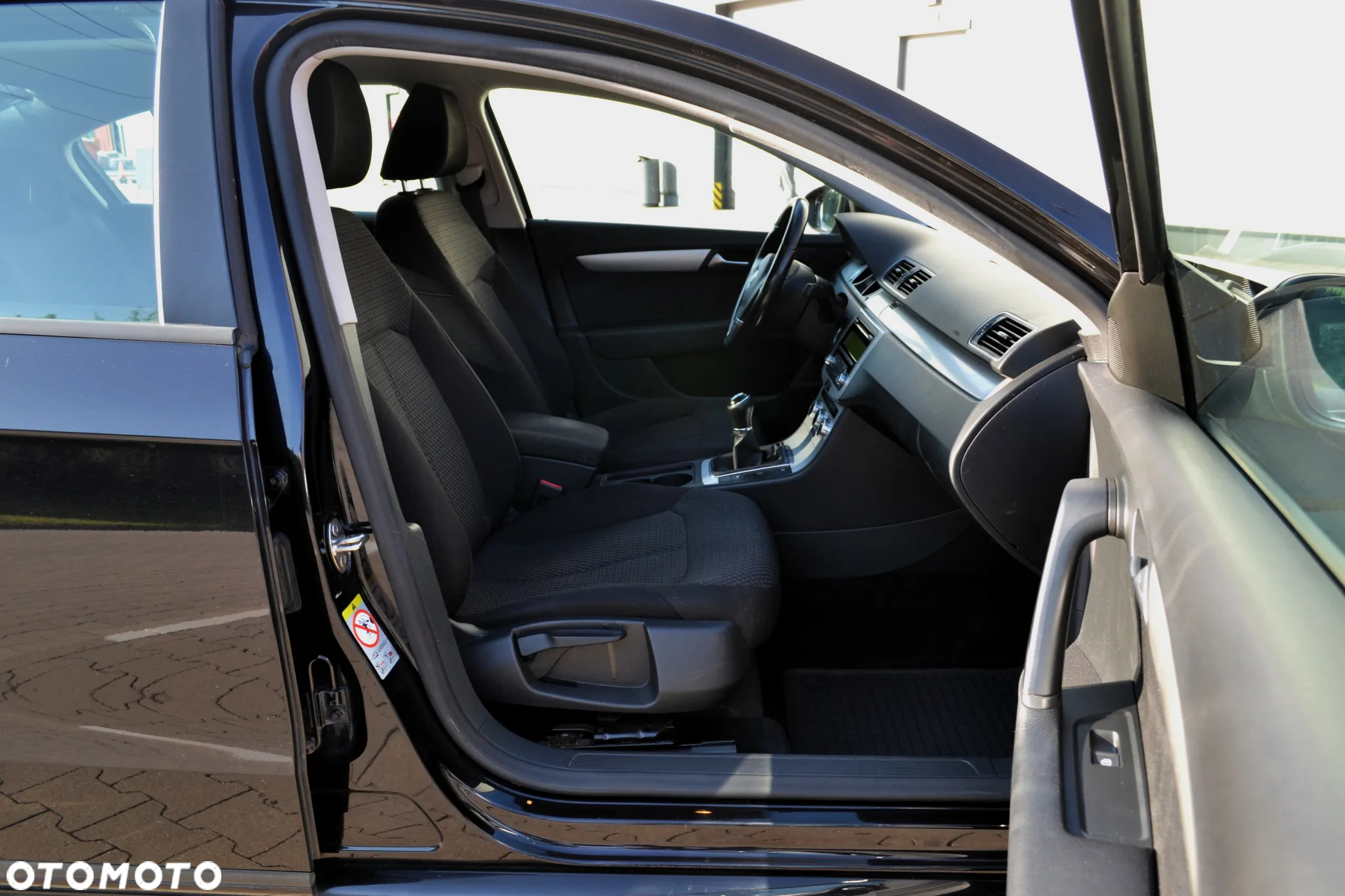 Volkswagen Passat 1.6 TDI Trendline Optimum - 11