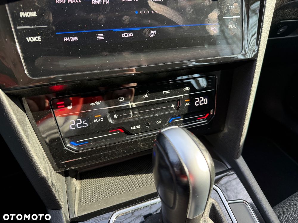 Volkswagen Passat Variant 2.0 TDI EVO Business DSG - 23