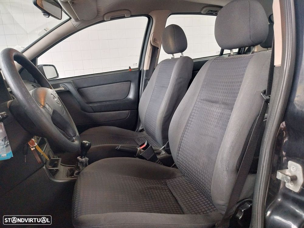 Opel Astra 1.2 Selection - 4
