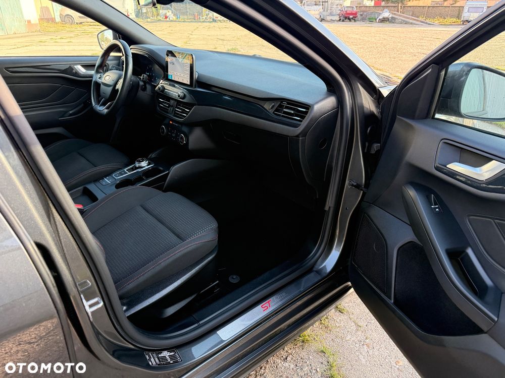 Ford Focus 2.0 EcoBlue Titanium X - 6
