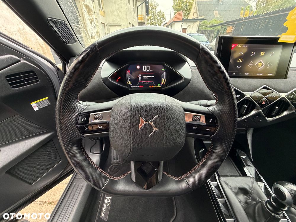 Citroën DS3 Crossback BlueHDi 110 PERFORMANCE LINE - 17