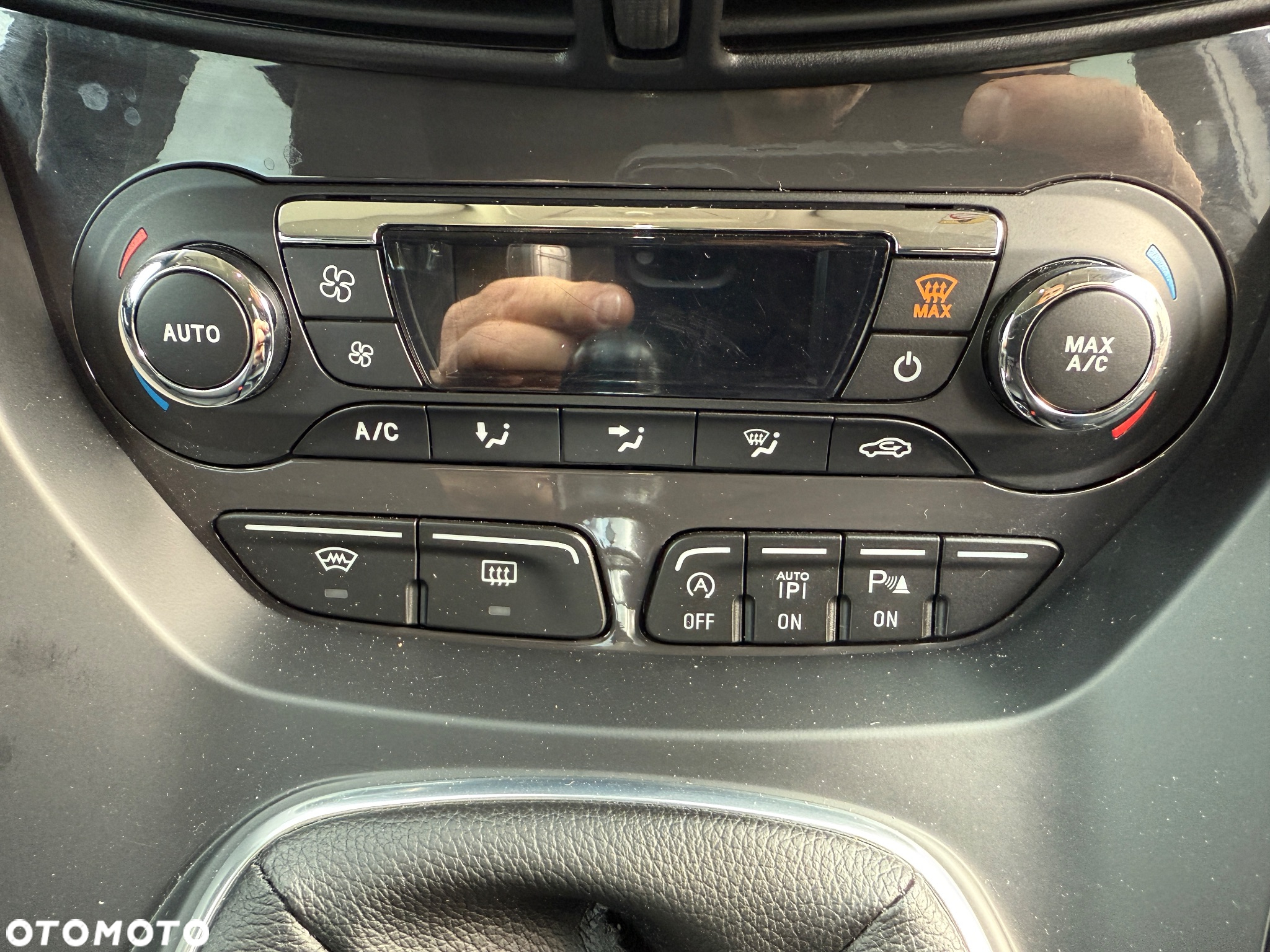 Ford Kuga 2.0 TDCi 2x4 Individual - 16