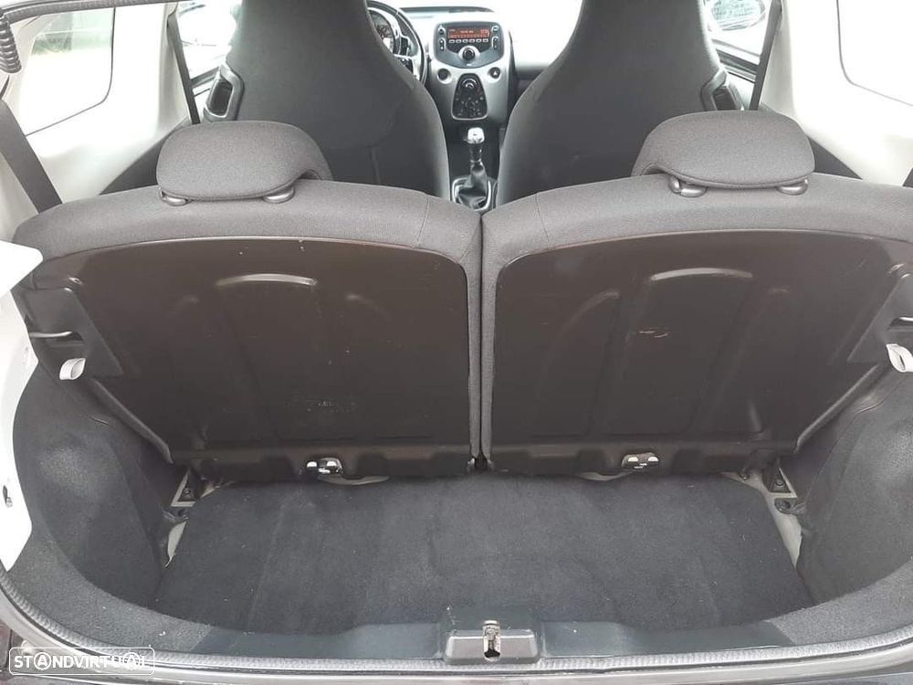 Peugeot 108 1.2 PureTech Top! Allure - 3