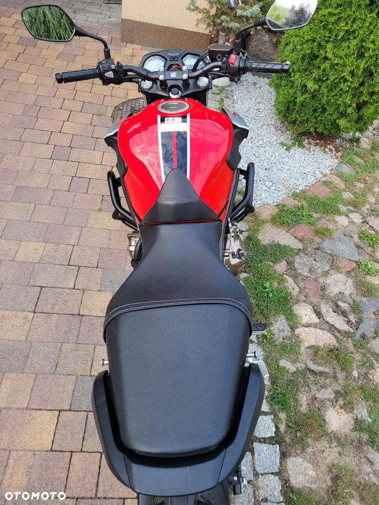 Honda CB - 7