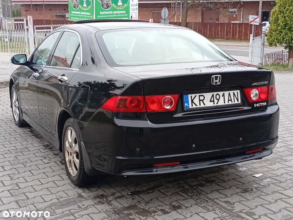 Honda Accord 2.2i-CTDi Executive lea - 3