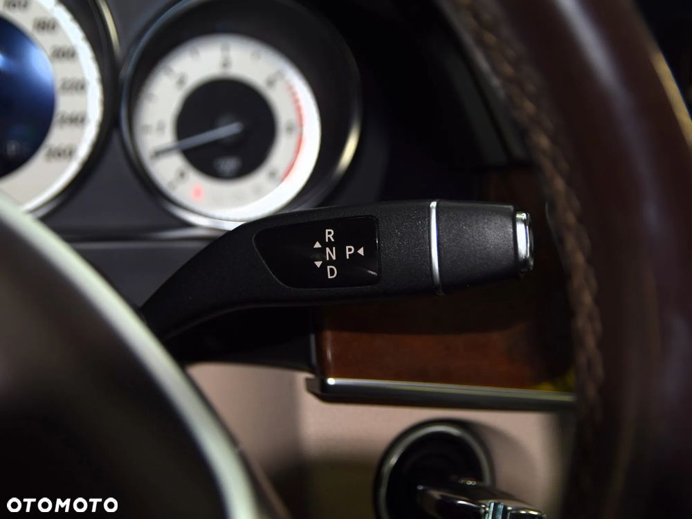 Mercedes-Benz Klasa E 350 BlueTEC 4-Matic Elegance - 27