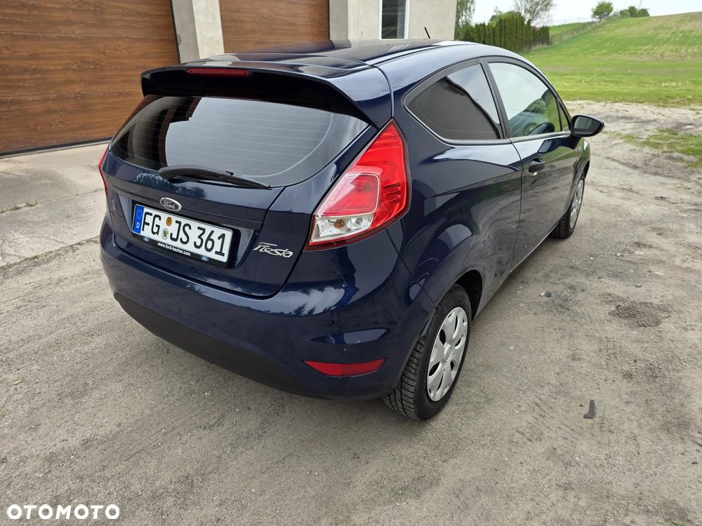 Ford Fiesta 1.25 Ambiente - 22