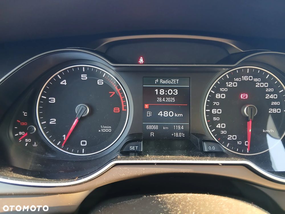 Audi A4 Limousine - 14