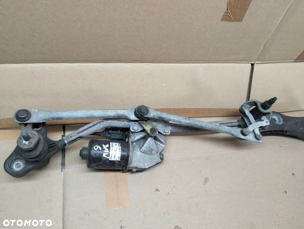 BMW 6 E63  MECHANIZM WYCIERACZEK - 1