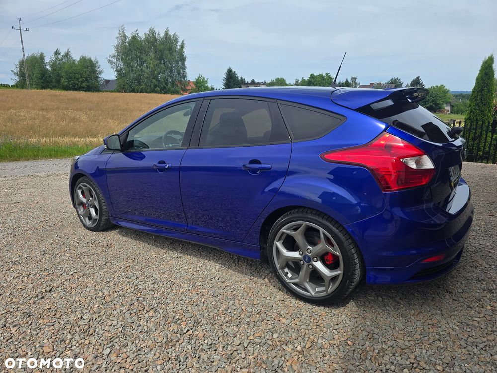 Ford Focus 2.0 EcoBoost ST - 5