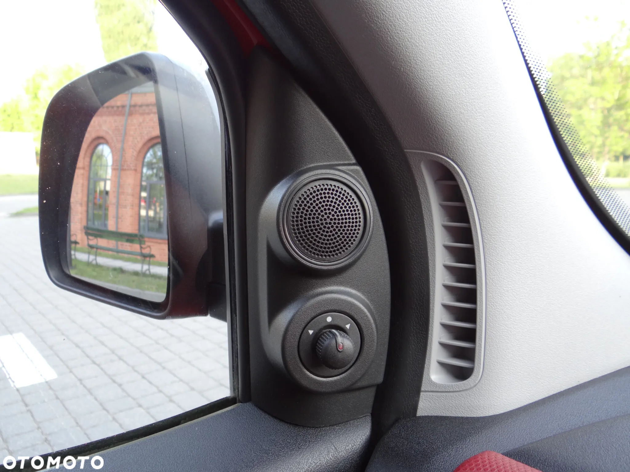 Fiat Doblo 1.4 16V Emotion - 34