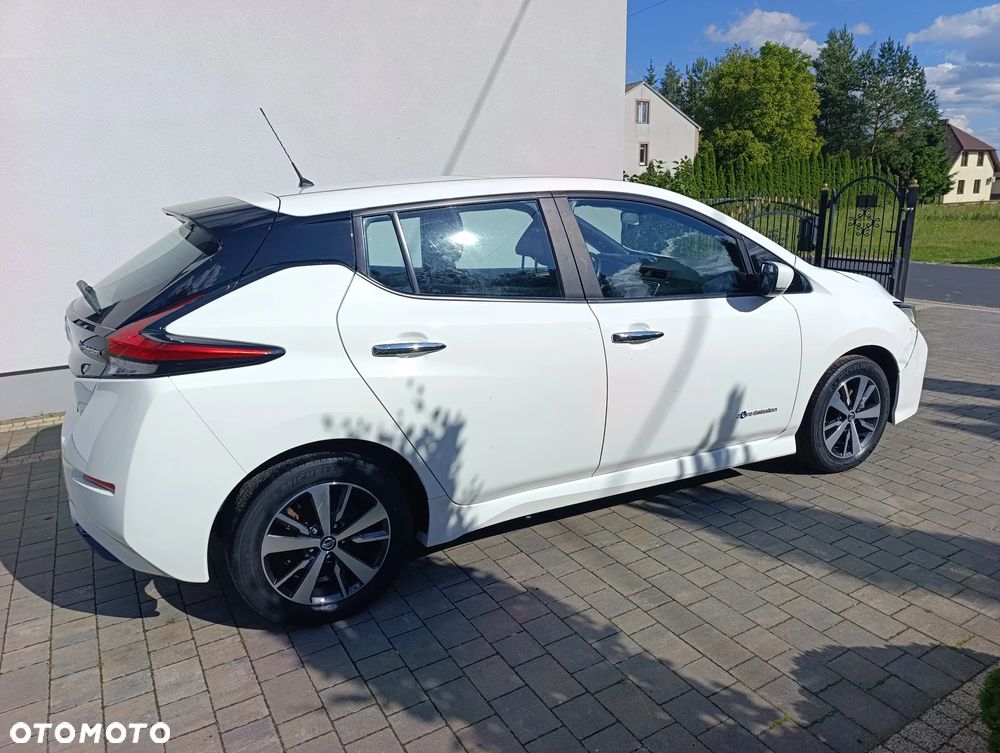Nissan Leaf 40kWh N-Connecta - 4