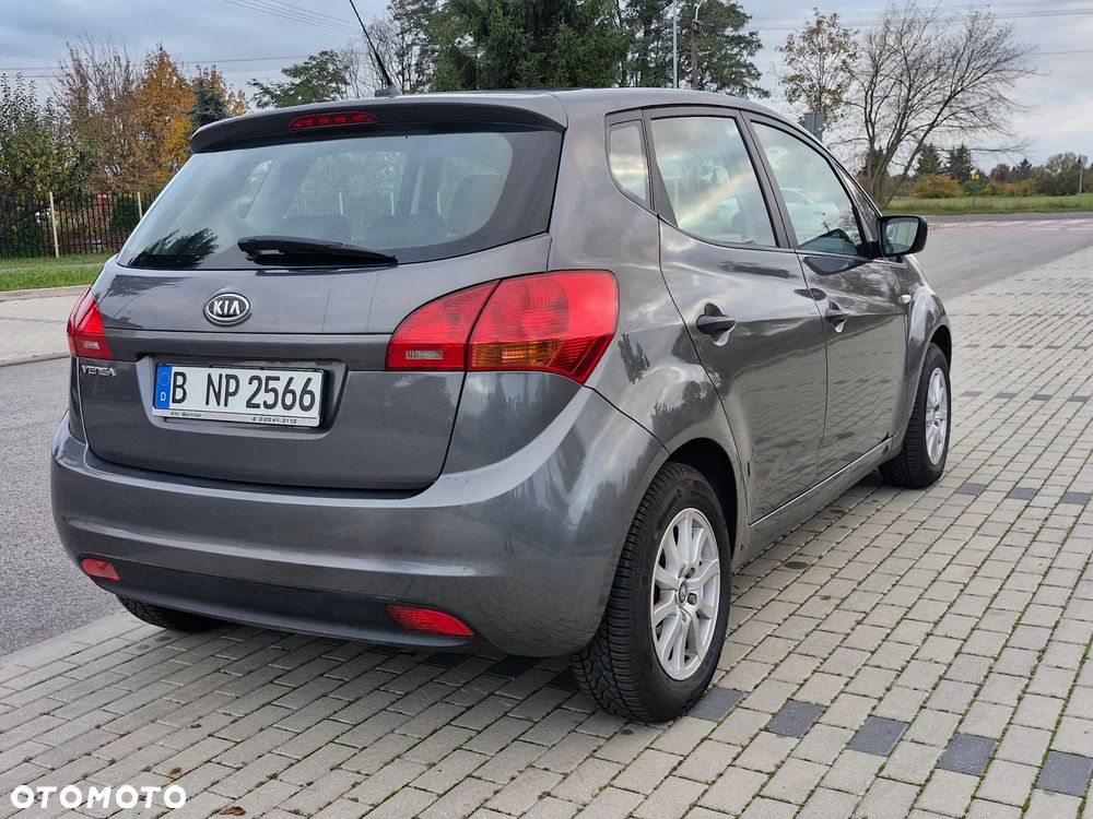 Kia Venga 1.4 CVVT Fifa World Cup Edition - 35