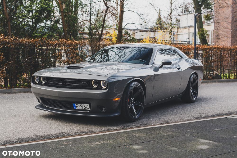 Dodge Challenger 5.7 R/T - 1