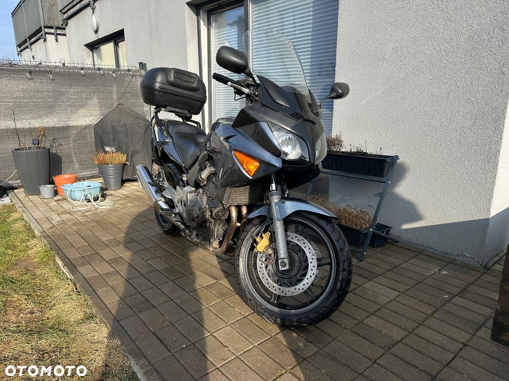 Honda CBF - 2