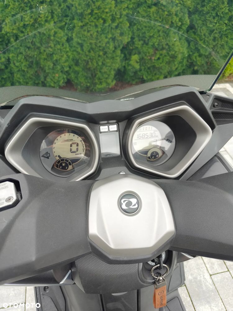 Yamaha X-max - 11