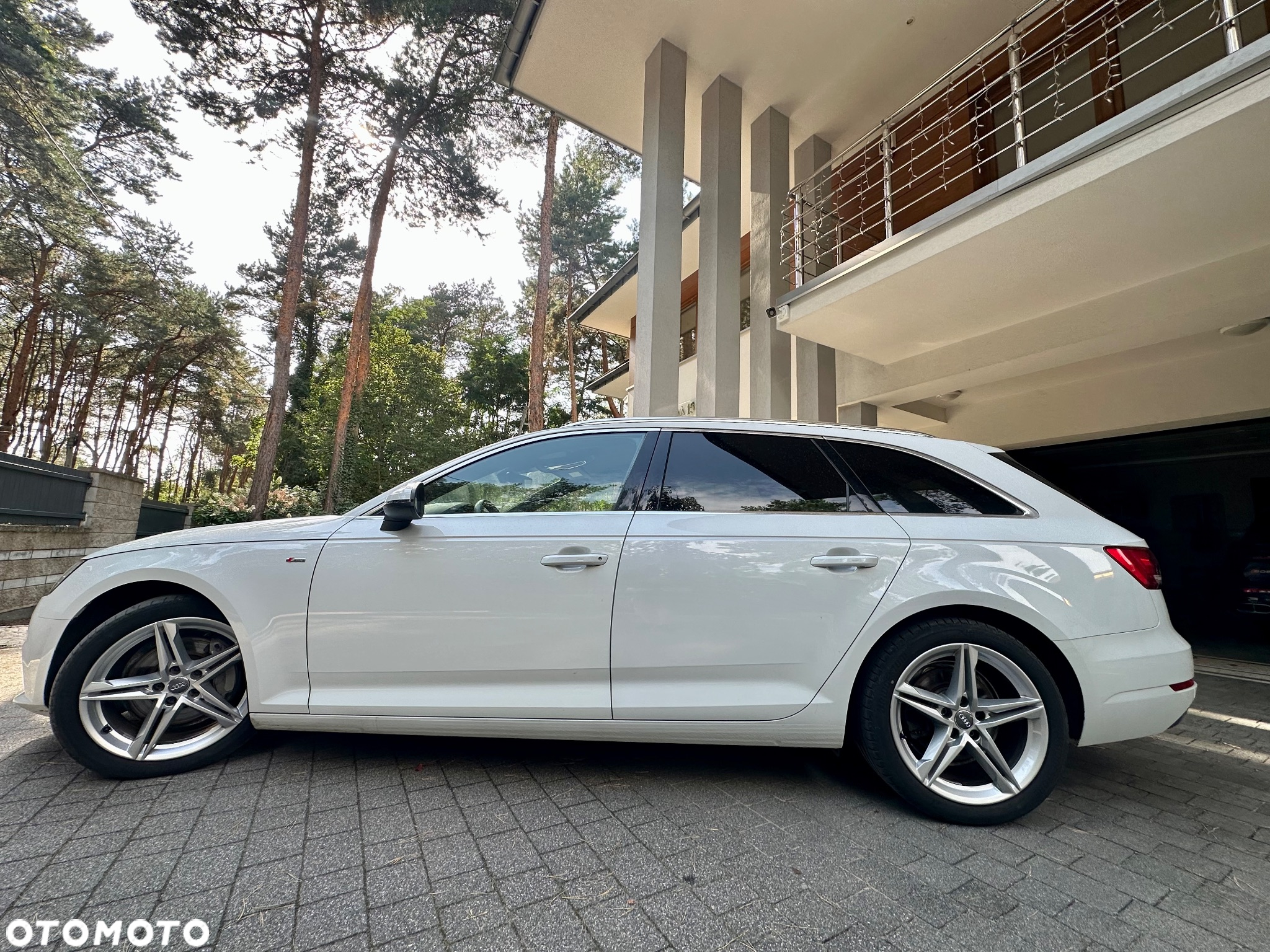 Audi A4 40 TDI quattro S tronic S line - 4