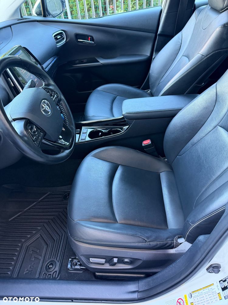 Toyota Prius - 28