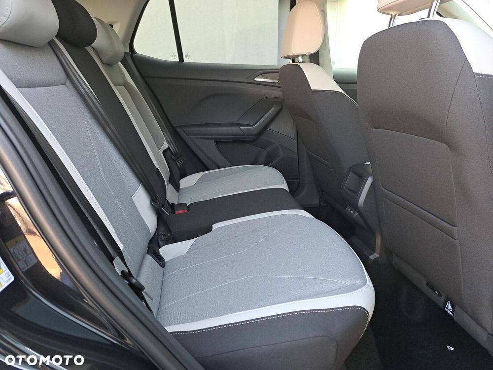 Volkswagen T-Cross - 21