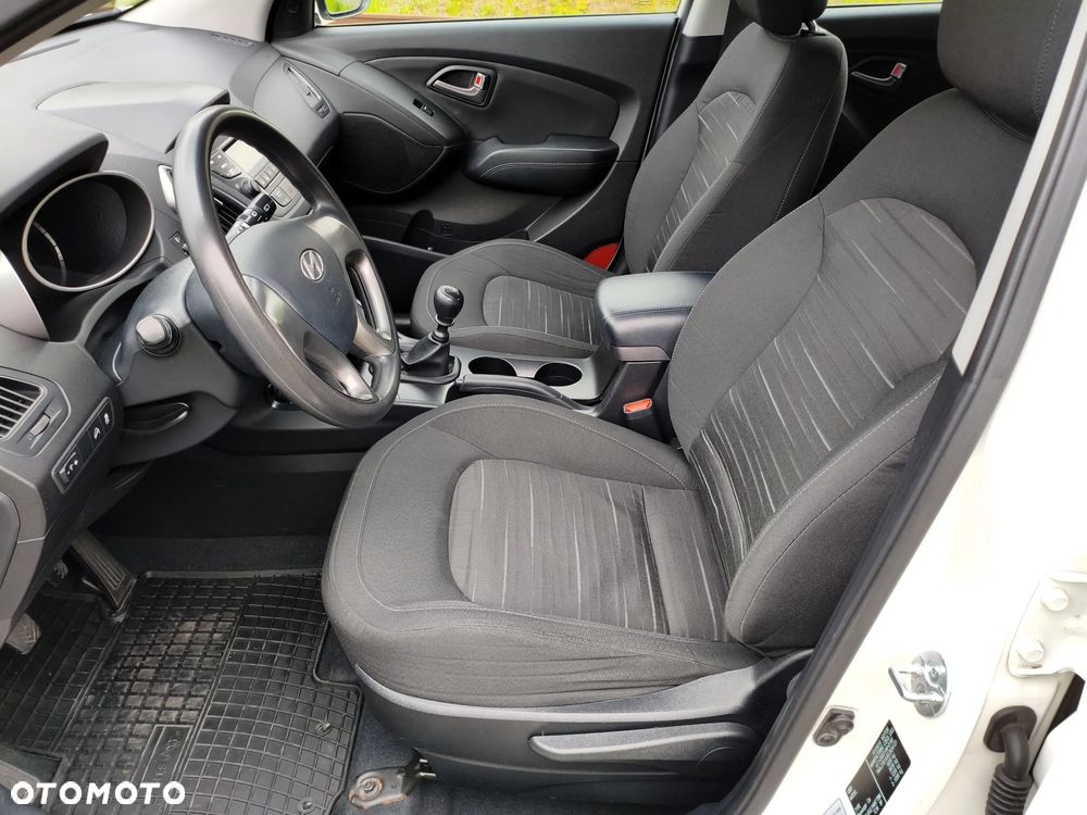 Hyundai ix35 1.6 2WD Fifa World Cup Edition - 19