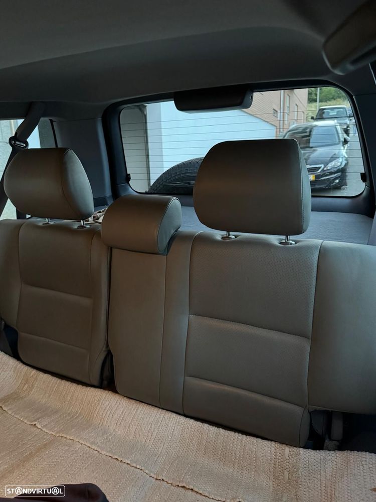 Toyota Land Cruiser - 6