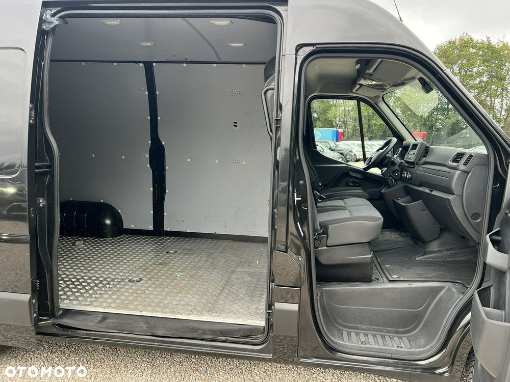 Renault Master - 24