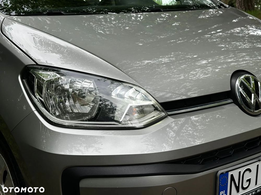 Volkswagen up! (BlueMotion Technology) move - 4