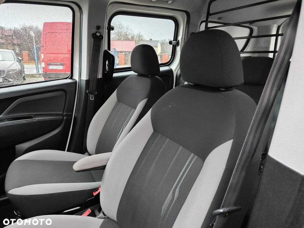 Fiat Doblo Maxi Active - 15