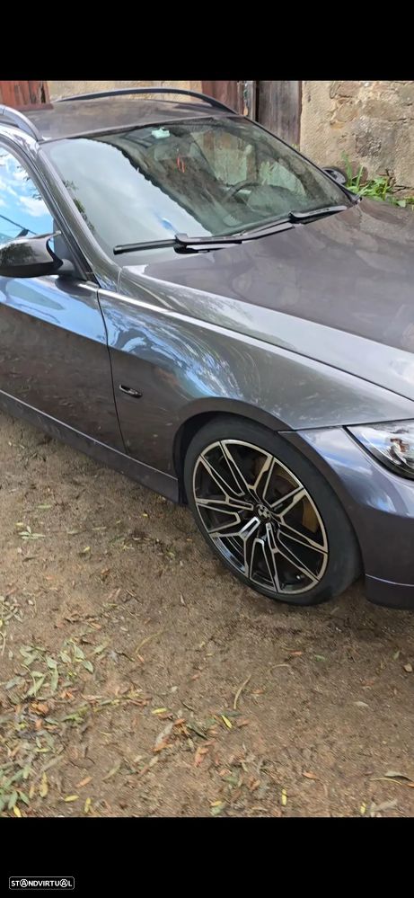 BMW 320 d Exclusive - 11