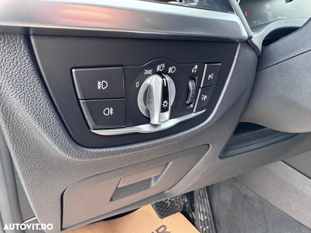 BMW X3 xDrive20d AT xLine - 25