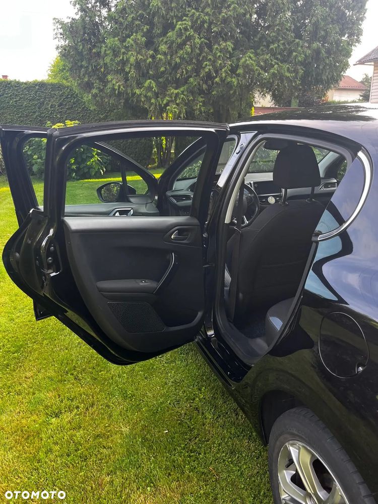 Peugeot 208 1.2 PureTech Active - 7
