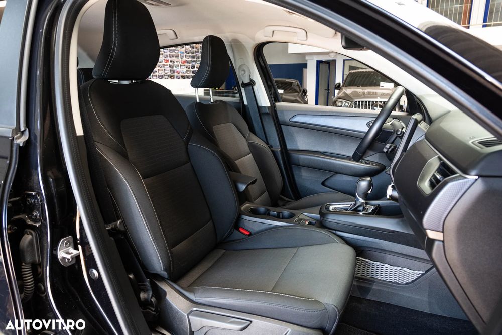 Renault Arkana E-TECH 145 Evolution - 13