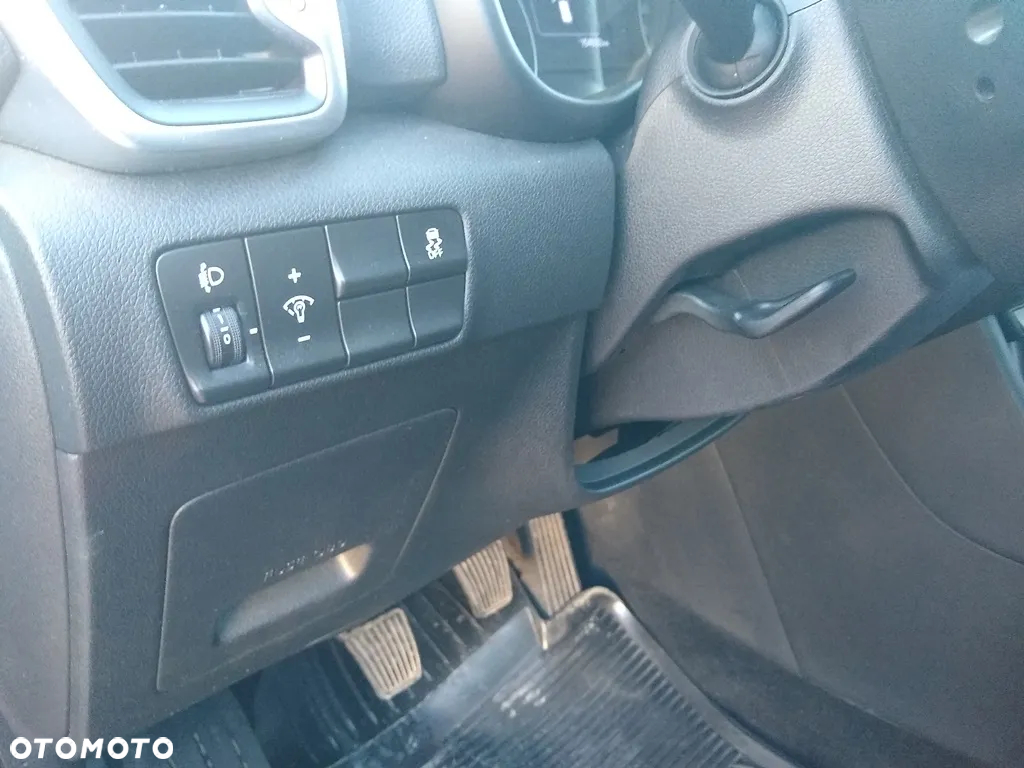 Kia Sportage - 10
