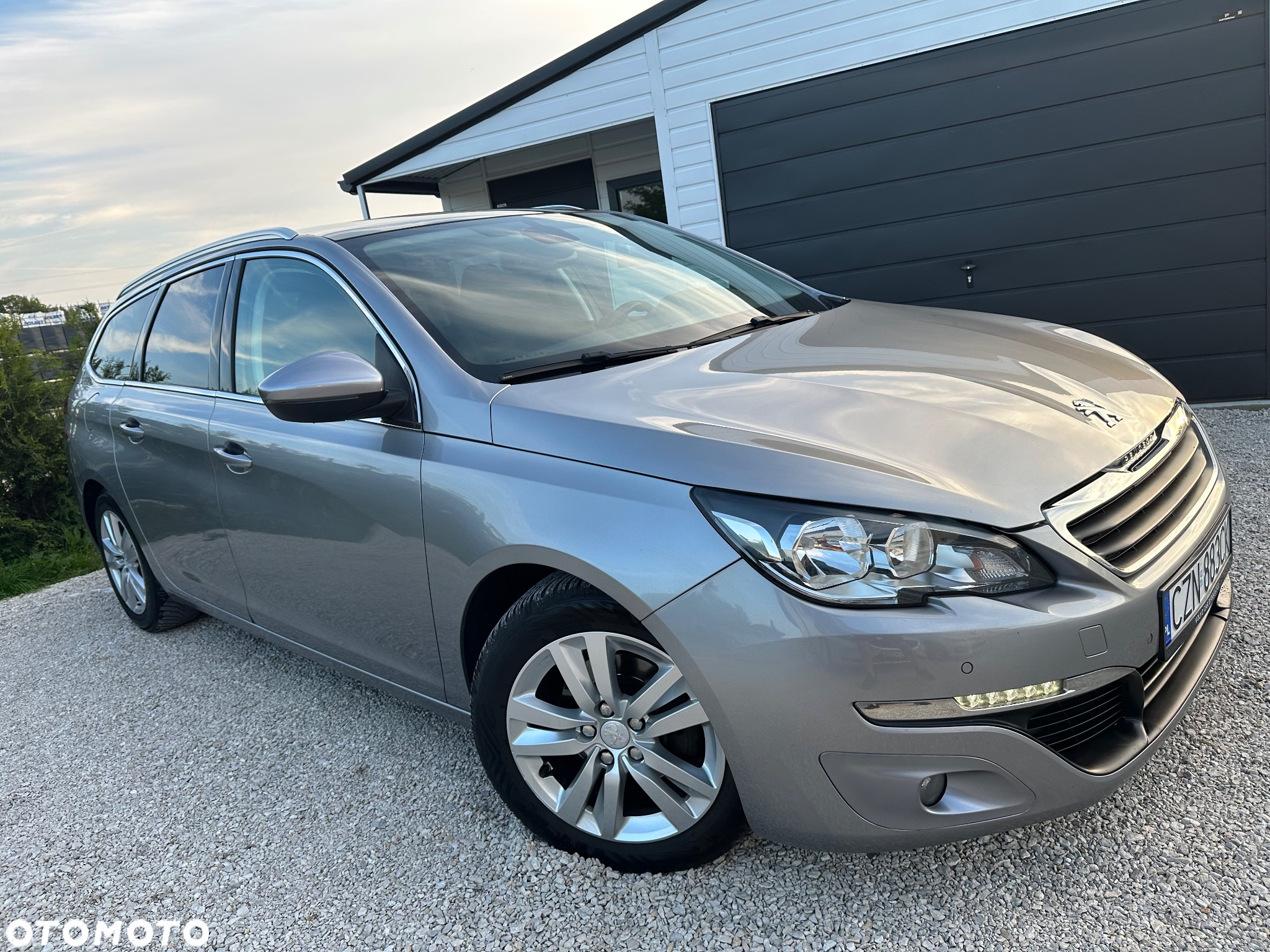 Peugeot 308 1.6 BlueHDi Allure S&S - 3